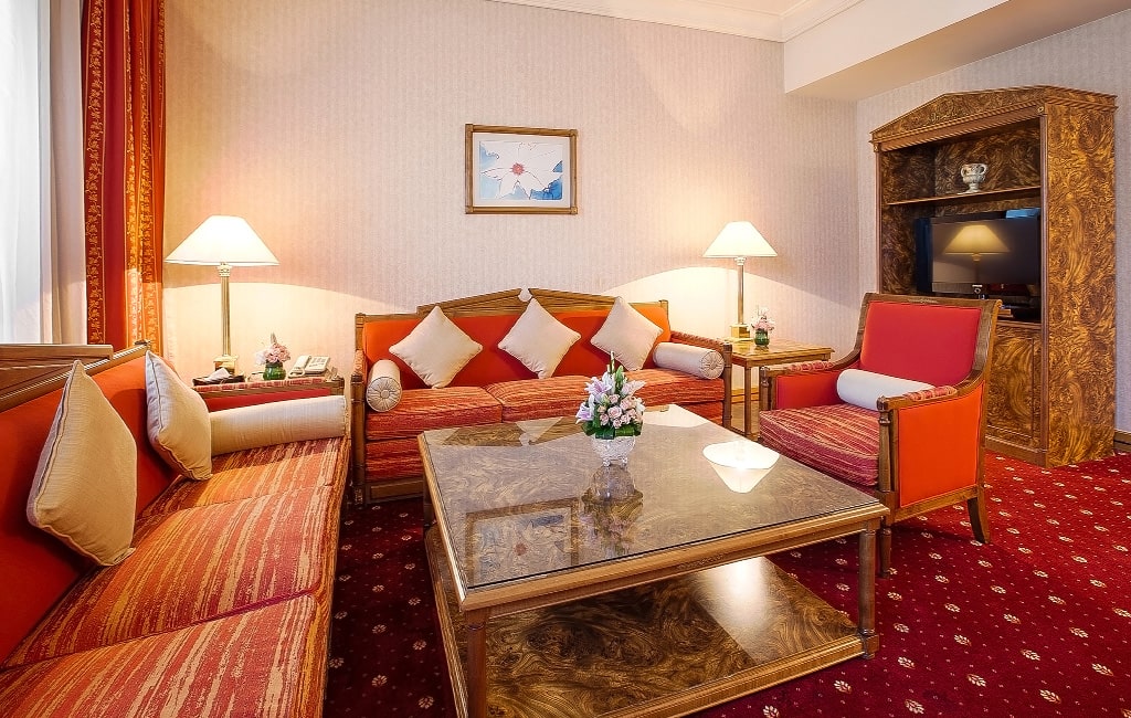 Capitol Hotel Dubai - Nightclub, Arabic Club, Lounge